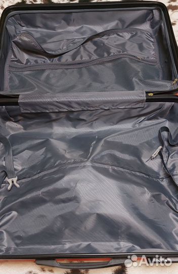 Чемодан на колесах