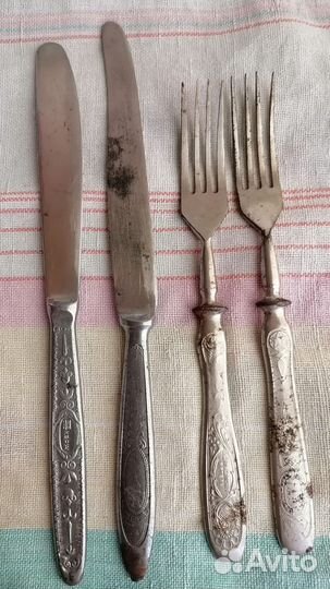 Старинные ножи и вилки