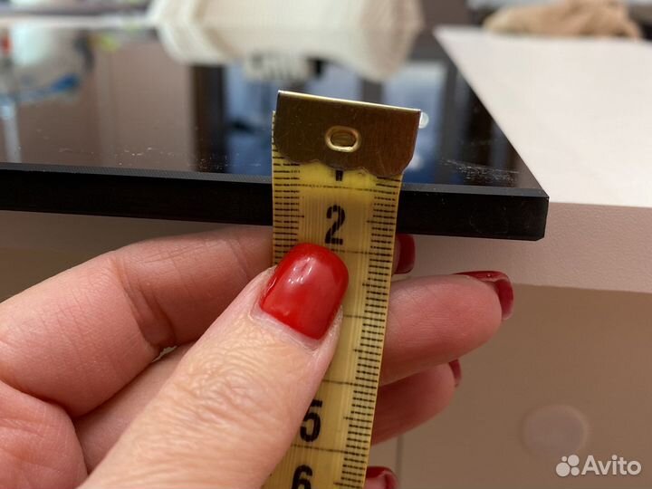 Стекло закаленое