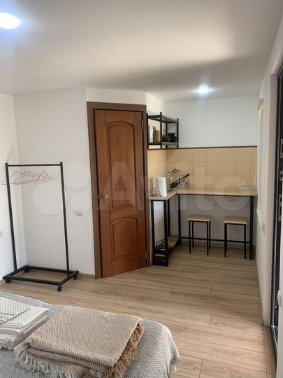 Дом 15 м² на участке 6 сот.