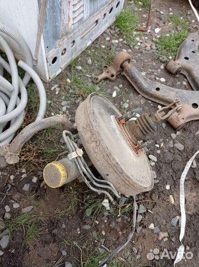 Тормозной цилиндр и вакуум nissan