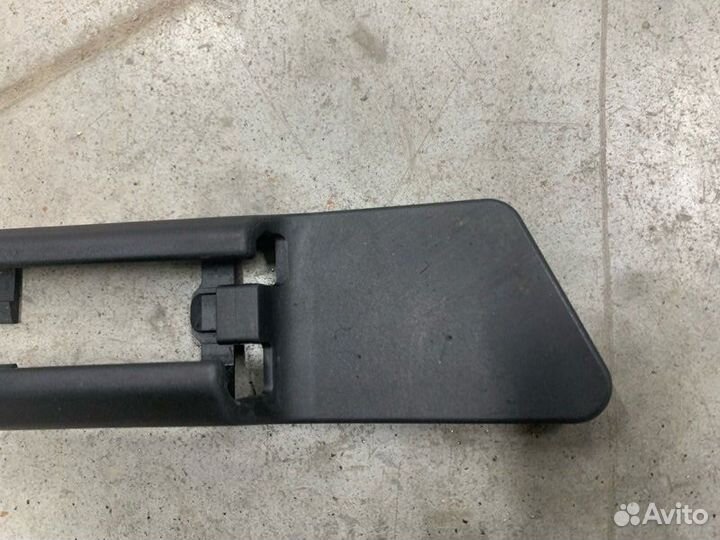 Заглушка полозьев сиденья Bmw X6 F16 N57D30A 2016