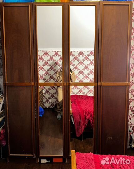 Комплект мебели из дерева