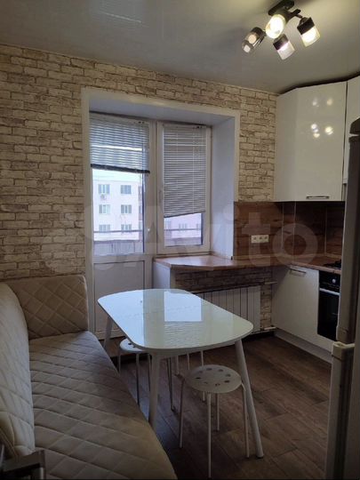 2-к. квартира, 49 м², 8/9 эт.