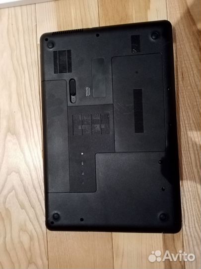 Ноутбук hp 635 + фирменный кейс