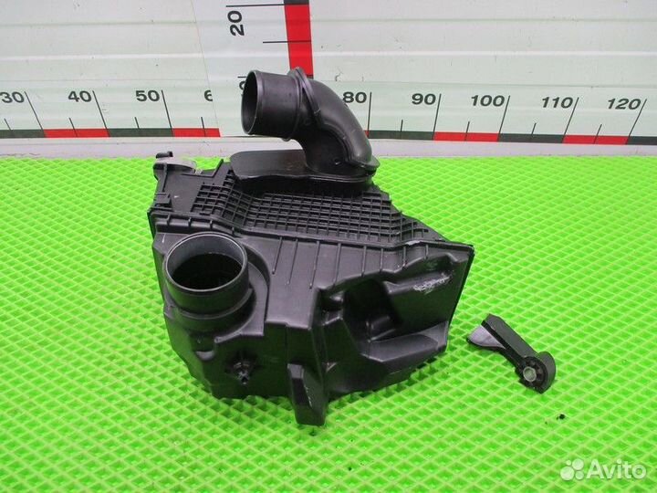Корпус воздушного фильтра Renault Arkana