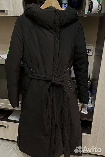 Пуховик женский длинный