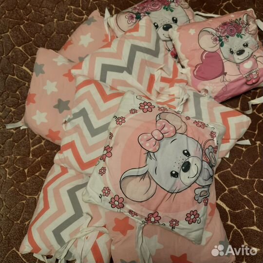 Продам бортики для девочки