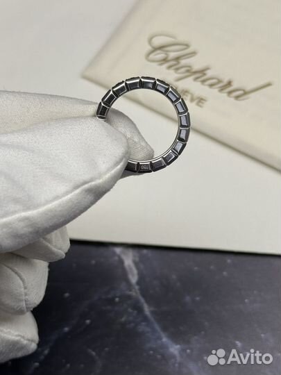 Кольцо Chopard Ice Cube Diamonds