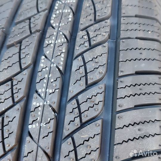Goodride SU318 215/60 R17 96H