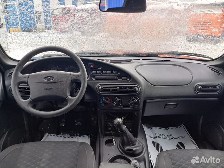 ВАЗ Niva Travel 1.7 МТ, 2022, 37 111 км