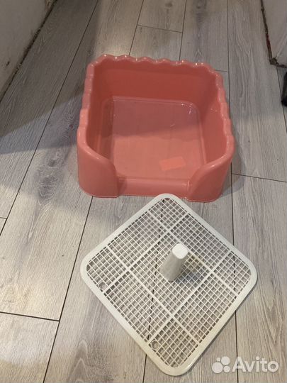 Лоток для собак со столбиком