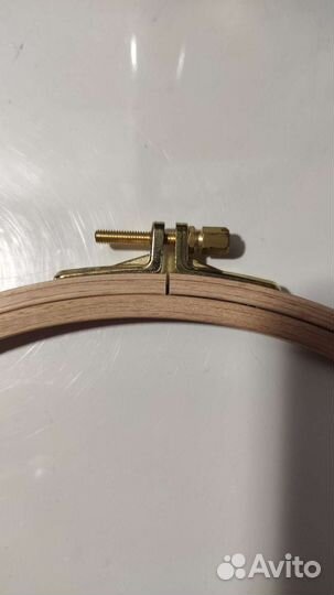 Пяльцы круглые буковые с винтом