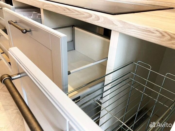 Кухонный гарнитур на заказ. Долговечные материалы