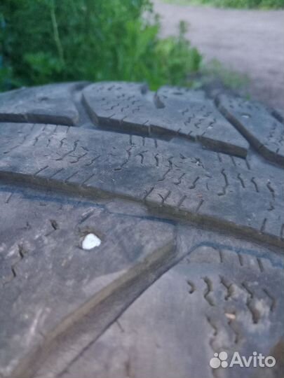 Bridgestone Ice Cruiser 5000 205/55 R16