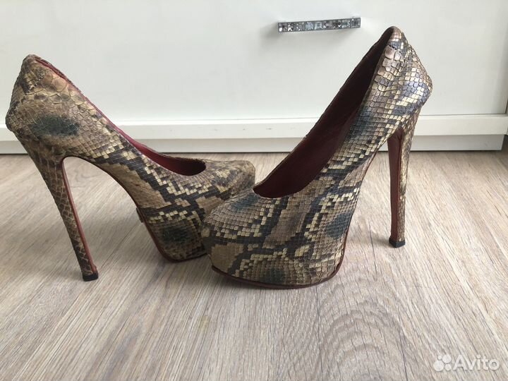 Туфли из кожи Питона