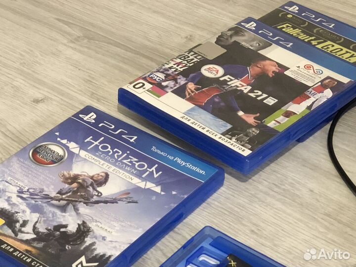 Sony playstation 4 Ps4 Pro 1tb с играми