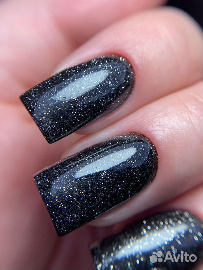 Маникюр с покрытием гель-лаком