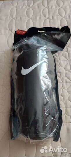 Щитки футбольные nike