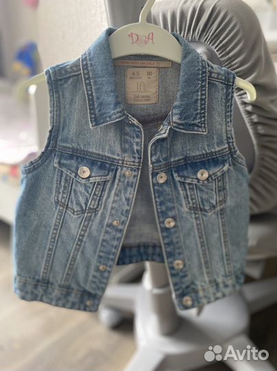 Джинсовая жилетка