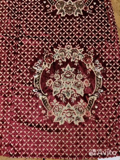 Отдам 3 разных ткани