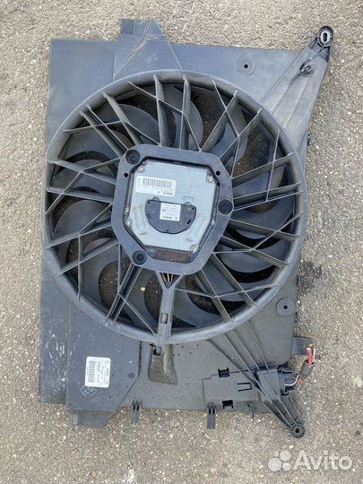 Диффузор радиатора Volvo XC70 SZ59 8616762