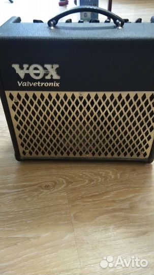 Гитарный ламповый комбоусилитель VOX VFS2