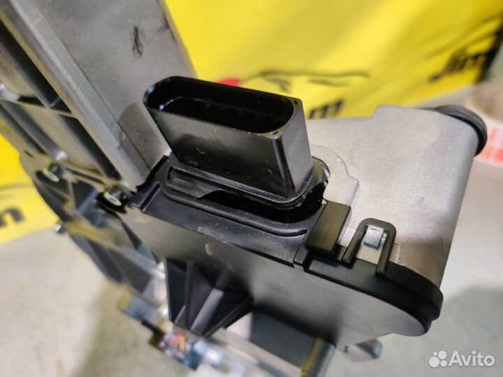 Привод крышки багажника Audi A8 D3 4E2 4E8 BVJ 4.2