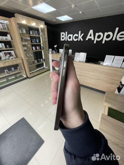 iPhone 15 Pro, 256 ГБ