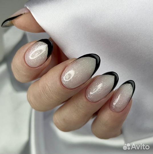 Маникю и педикюр на дому