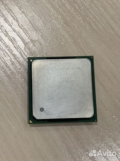 Pentium 4 / 2,4GHz