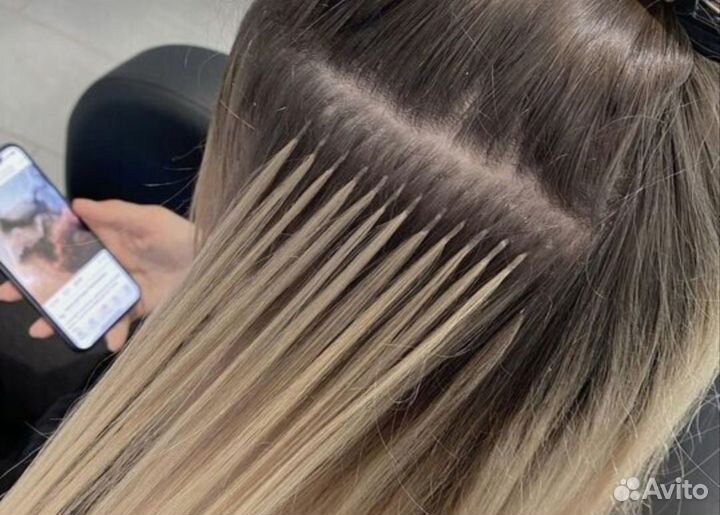 Модель на наращивание волос