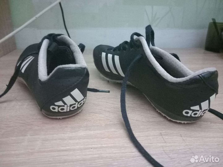 Шиповки adidas оригинал 37-38р для лёгкой атлетики
