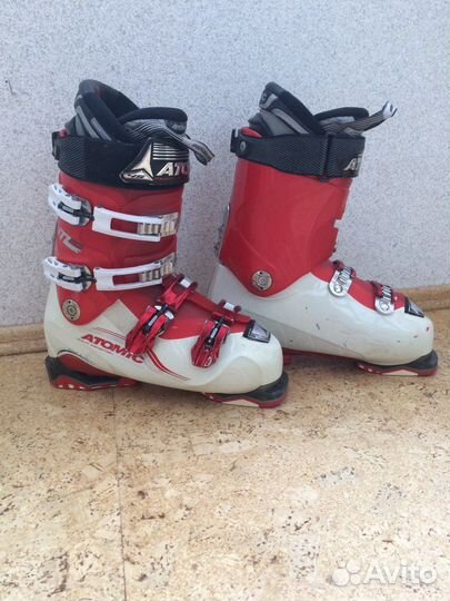 Горнолыжные ботинки Atomic