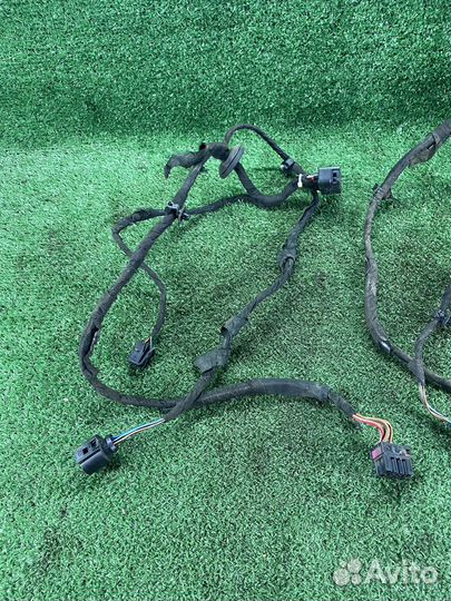 Проводка задних дверей Volkswagen Bora