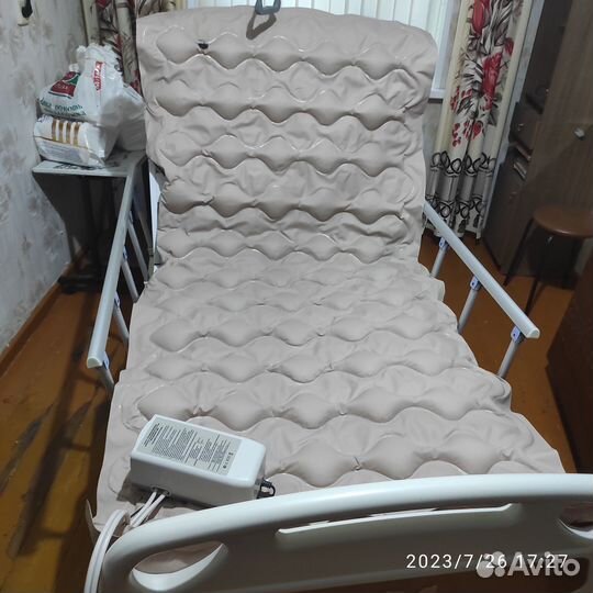 Медицинская кровать для лежачих больных бу