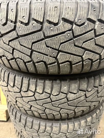 Pirelli Ice Zero 225/55 R17