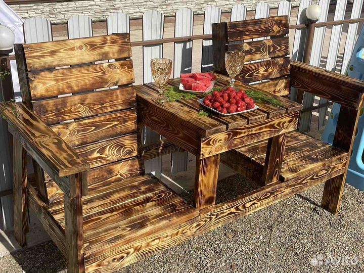 Скамейка садовая со столиком