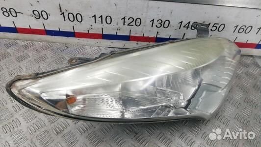 Фара правая renault megane 3 (LPH08MU01)