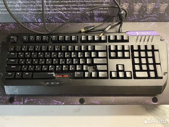 Игровая механическая клавиатура Tesoro Colada