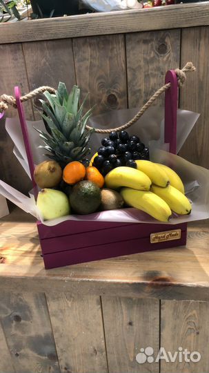 Фруктово-витаминный презент