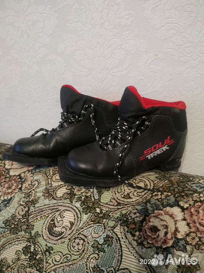 Лыжные ботинки детские