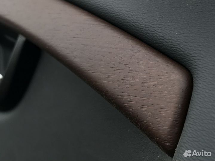 Накладка двери задней левой Volvo V70 (S) (2008-20