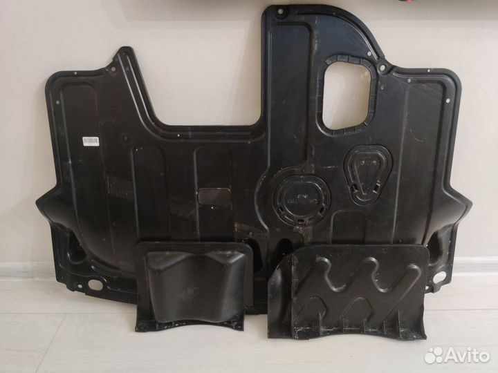 Защита (пыльник) картера двигателя Kia Soul 2