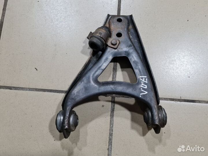 Рычаг передний Renault Megane I