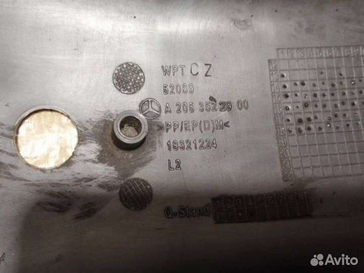 Пыльник рычага подвески задний левый Mercedes-Ben