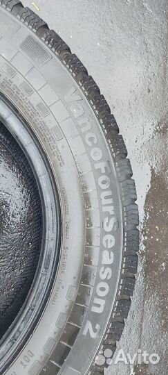 Continental VancoFourSeason 2 215/65 R16C