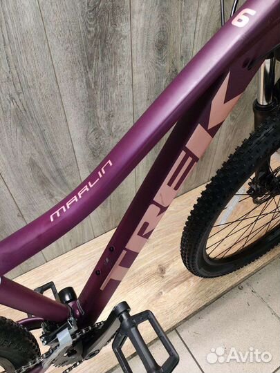 Велосипед 27.5 женский Trek Marlin 6 идеал