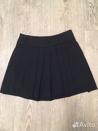 Блузки, водолазка, юбка и брюки (рост 140-146)