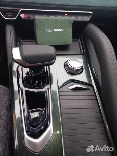 Защитная пленка центральной консоли Gеely мonjаrо